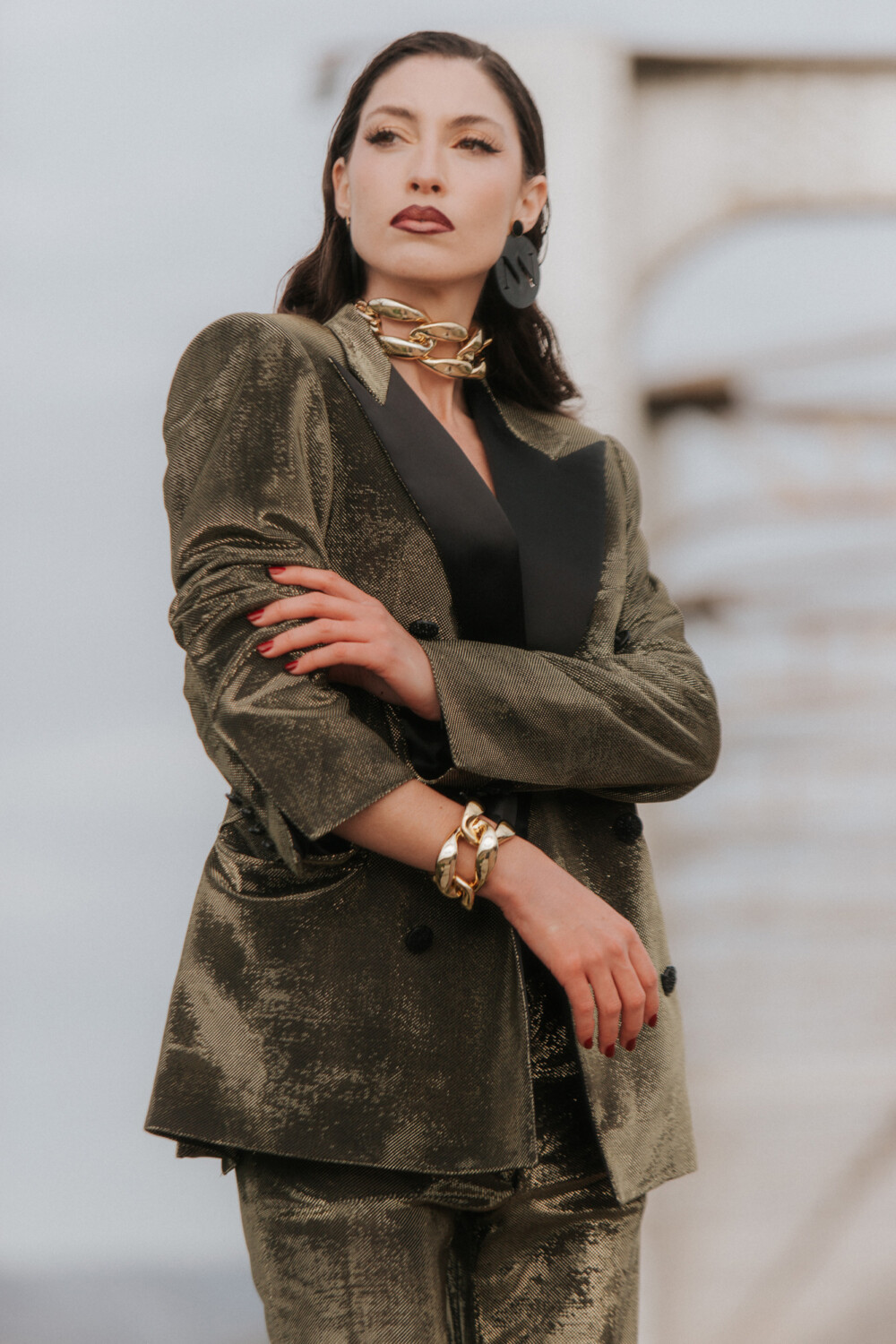 Traje dorado glitter