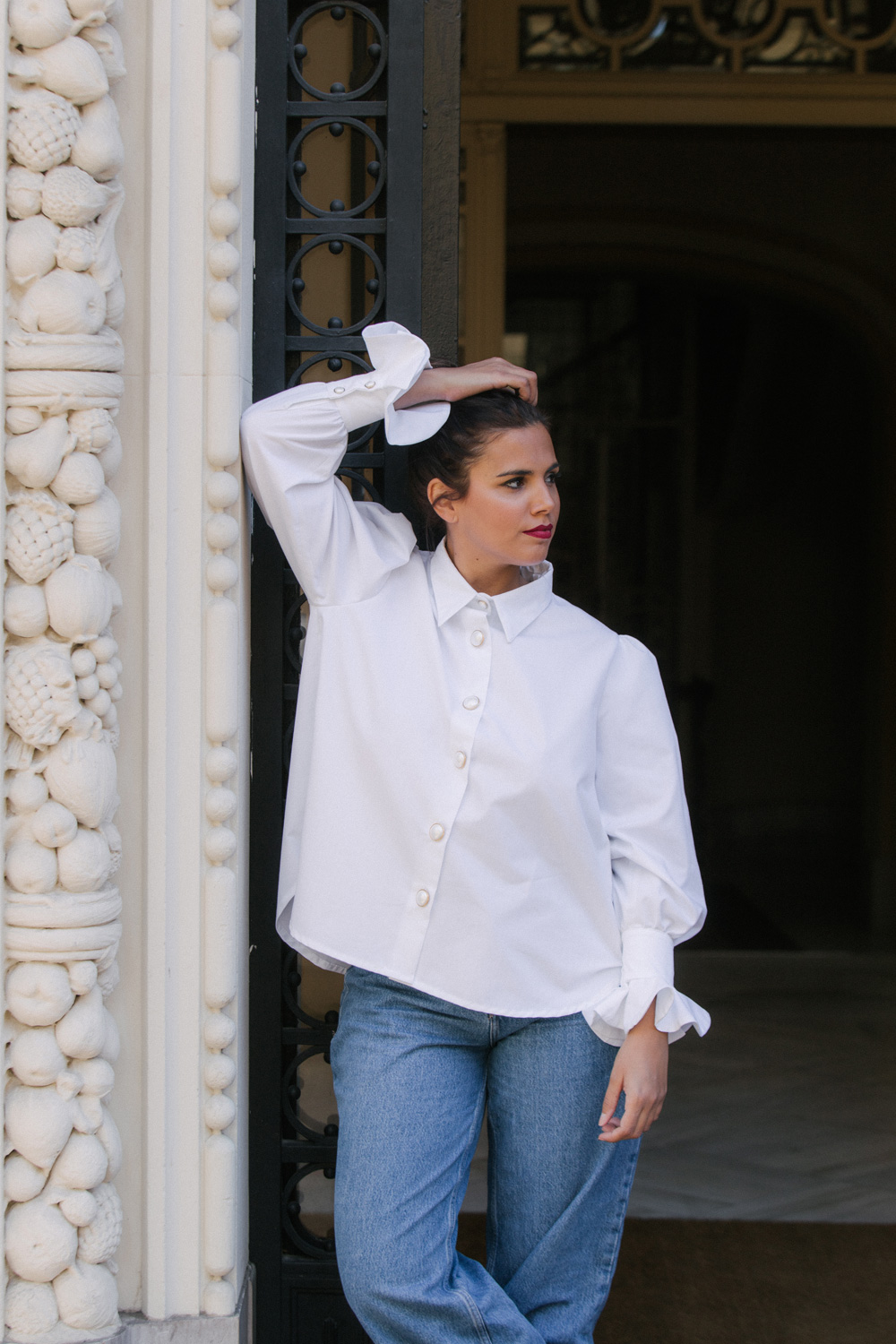 Alternative view of Camisa Josefina