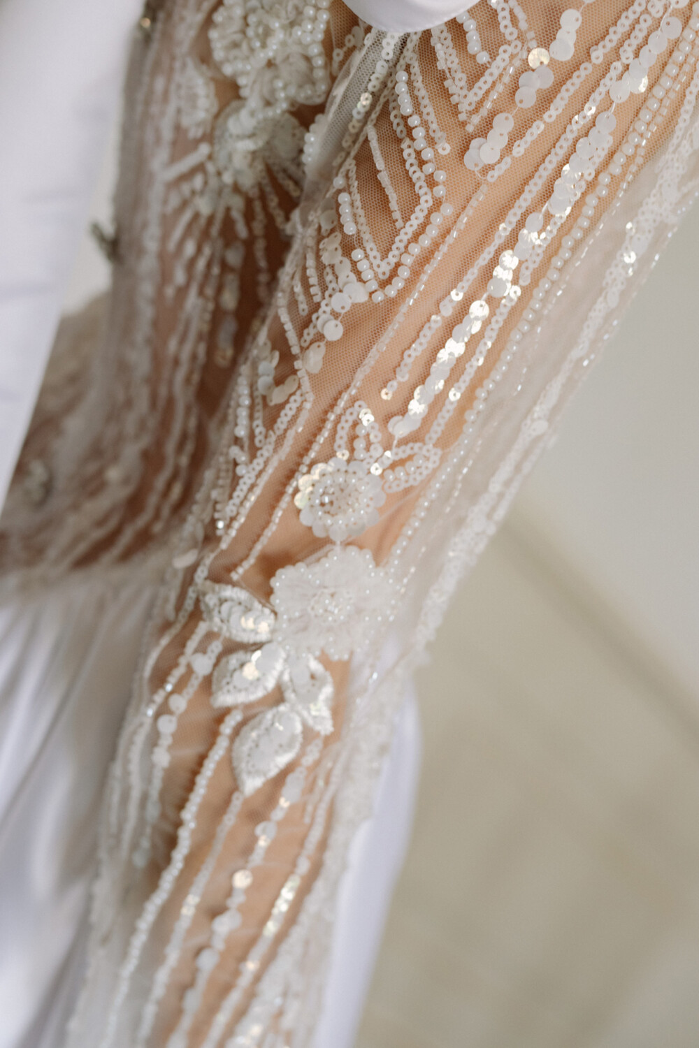 Alternative view of Revelación